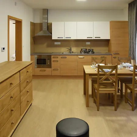 Efi Horni 4* Lipová-lázně